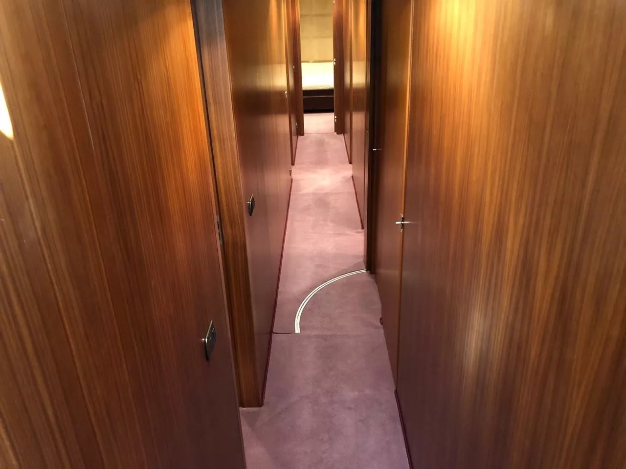 https://dev-api.arconyachts.com/storage/media/24591/conversions/665_0603151689-optimize.webp