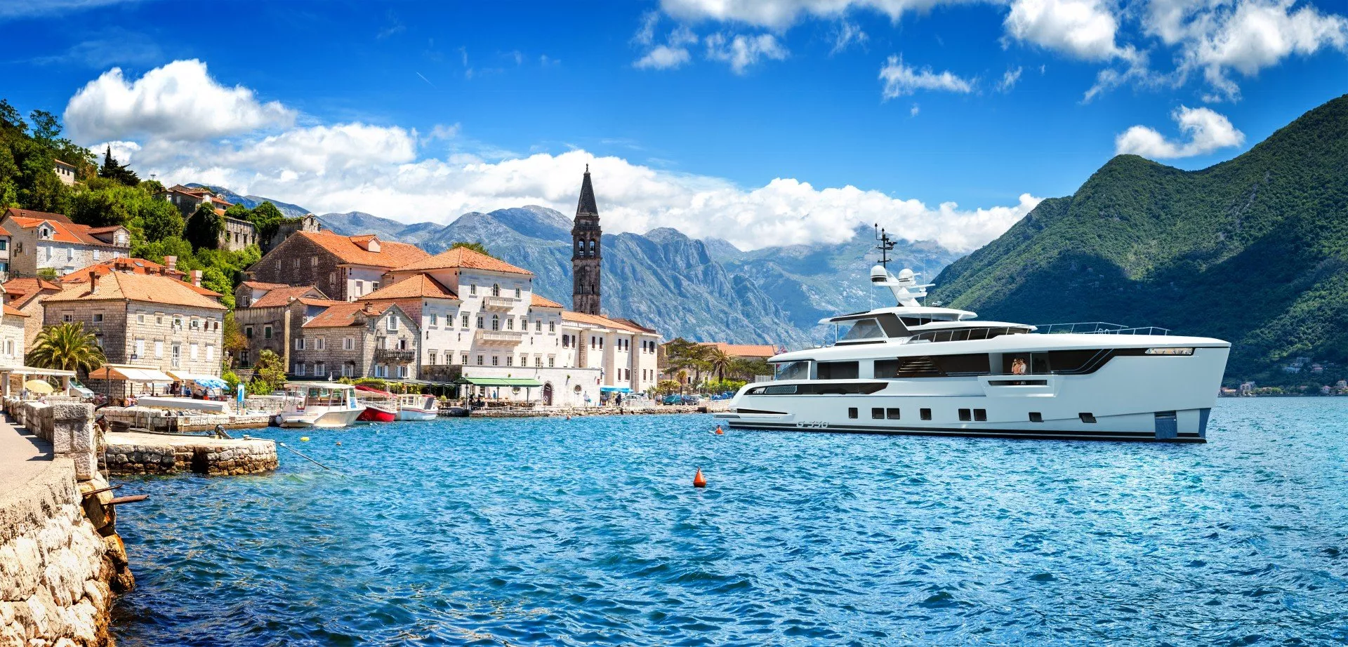 https://dev-api.arconyachts.com/storage/media/24673/conversions/660_5848810981-optimize.webp