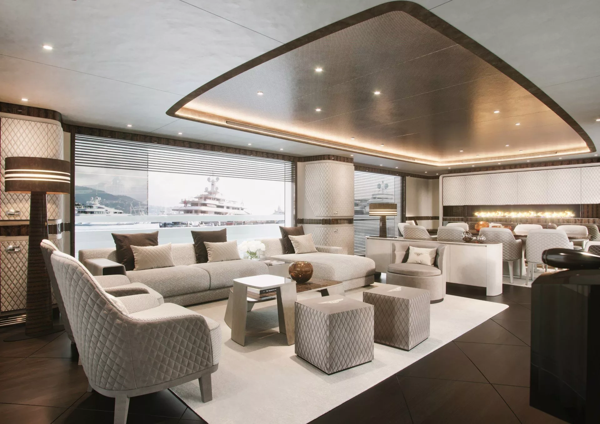 https://dev-api.arconyachts.com/storage/media/24700/conversions/659_8291711870-optimize.webp