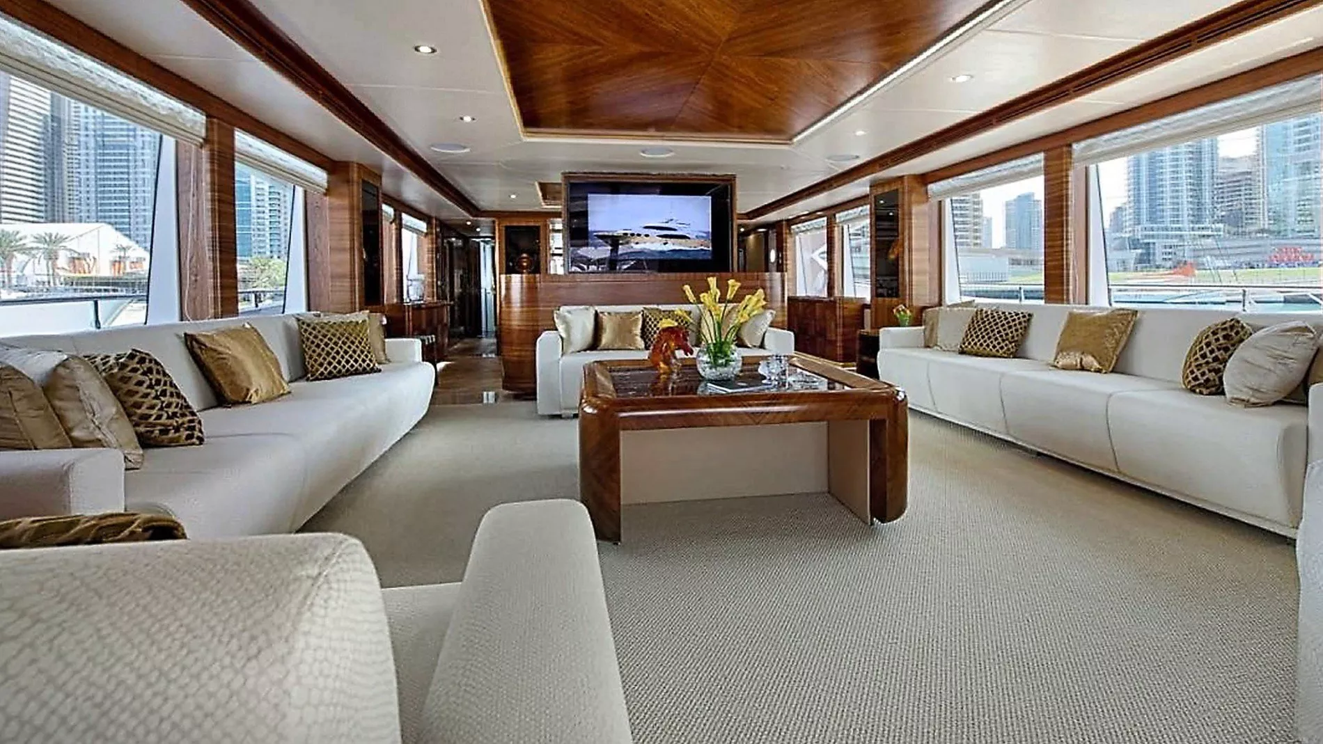 Gulf Craft MAJESTY 105