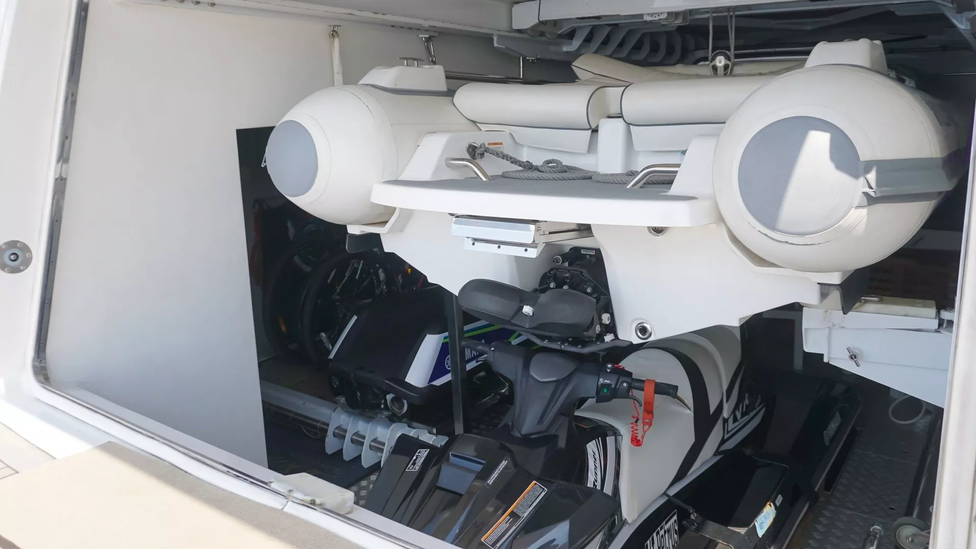 https://dev-api.arconyachts.com/storage/media/24851/conversions/650_0031131865-optimize.webp