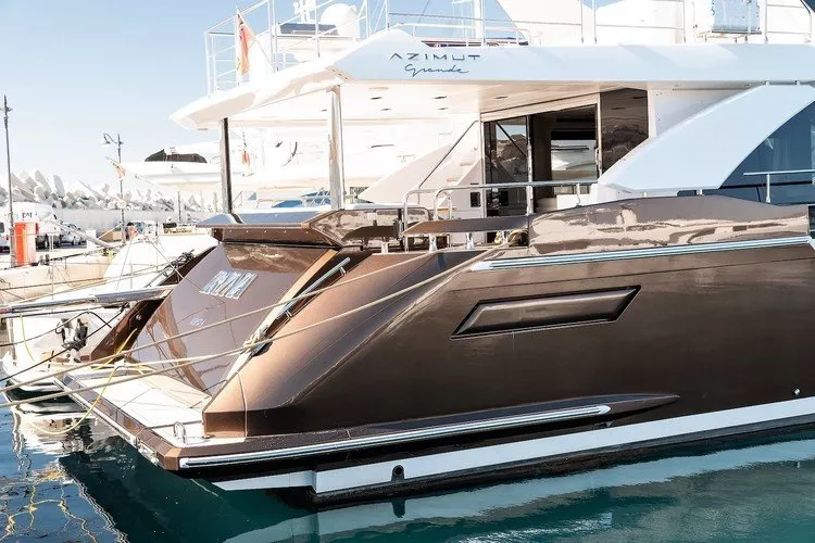 Azimut Grande 27 m