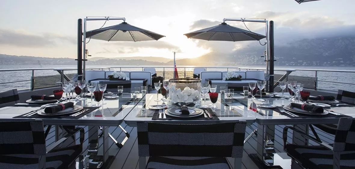 https://dev-api.arconyachts.com/storage/media/25026/conversions/514_0076298444-optimize.webp