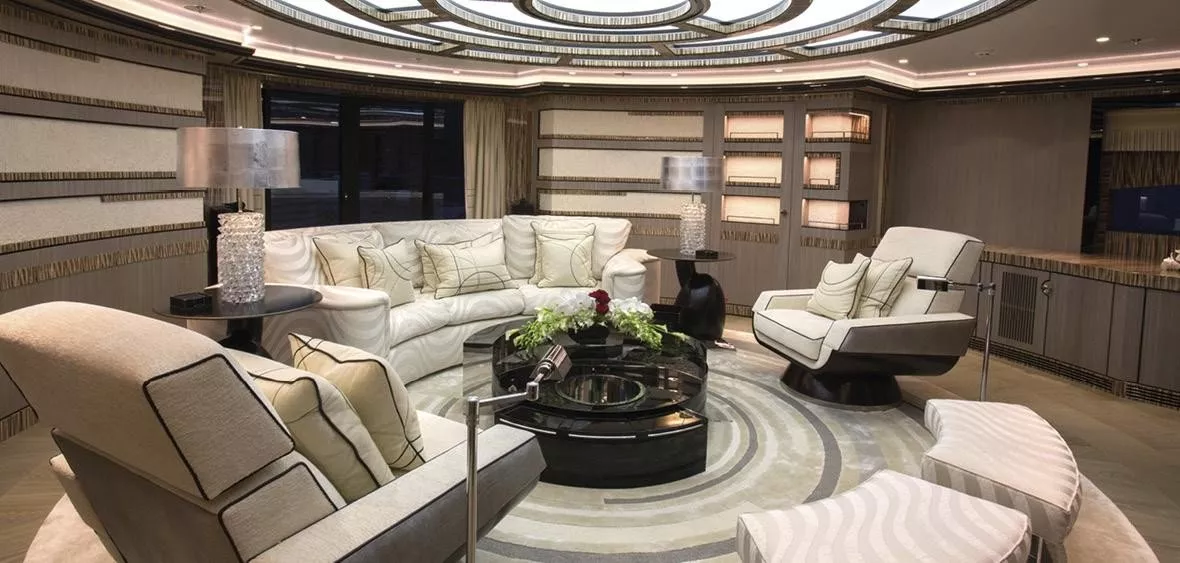 https://dev-api.arconyachts.com/storage/media/25031/conversions/514_6672620810-optimize.webp