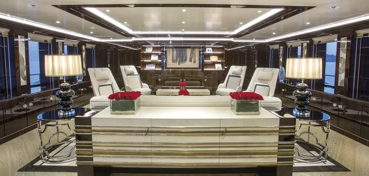 https://dev-api.arconyachts.com/storage/media/25032/conversions/514_0646168813-optimize.webp