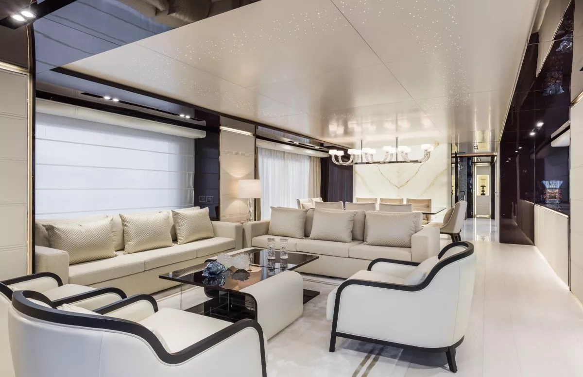 https://dev-api.arconyachts.com/storage/media/25253/conversions/157_0654898072-optimize.webp