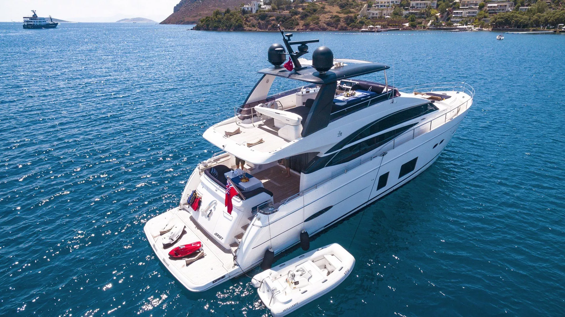 https://dev-api.arconyachts.com/storage/media/25347/conversions/623_1115362174-optimize.webp