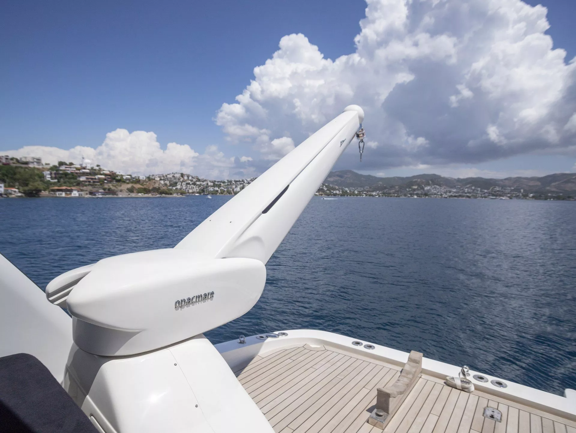 https://dev-api.arconyachts.com/storage/media/25356/conversions/623_5347230712-optimize.webp