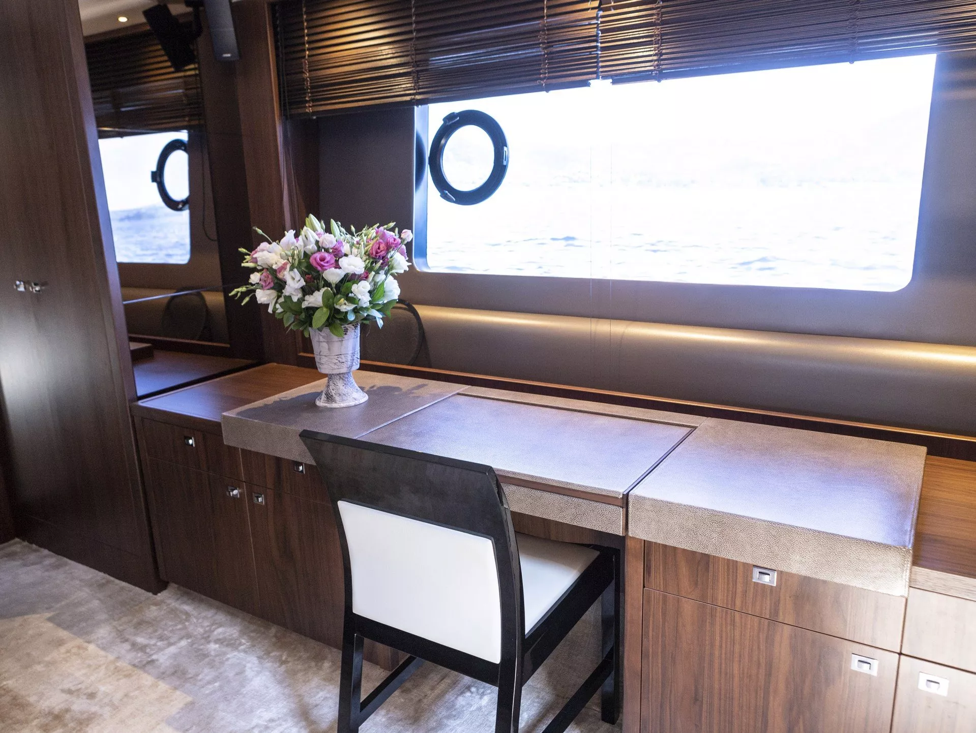 https://dev-api.arconyachts.com/storage/media/25369/conversions/623_1293345175-optimize.webp