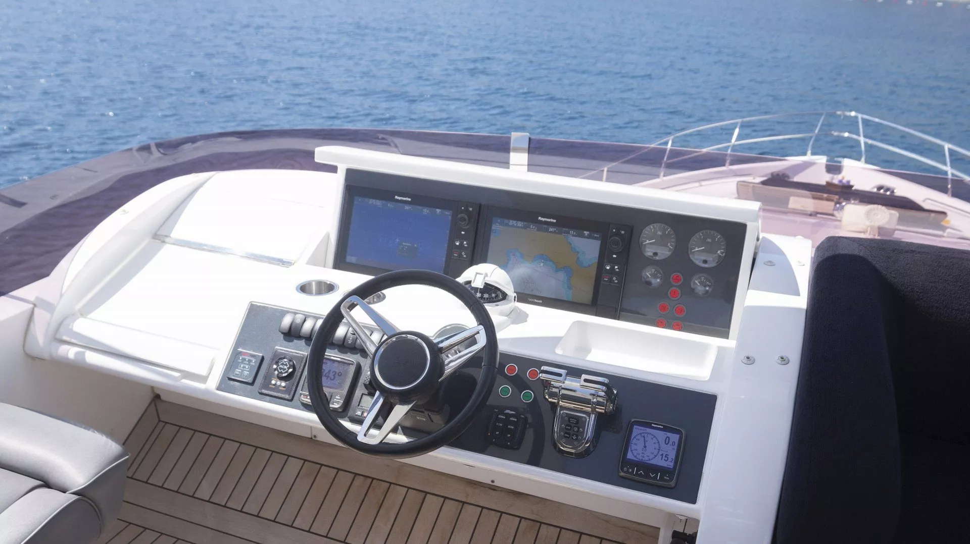 https://dev-api.arconyachts.com/storage/media/25393/conversions/623_0201863132-optimize.webp