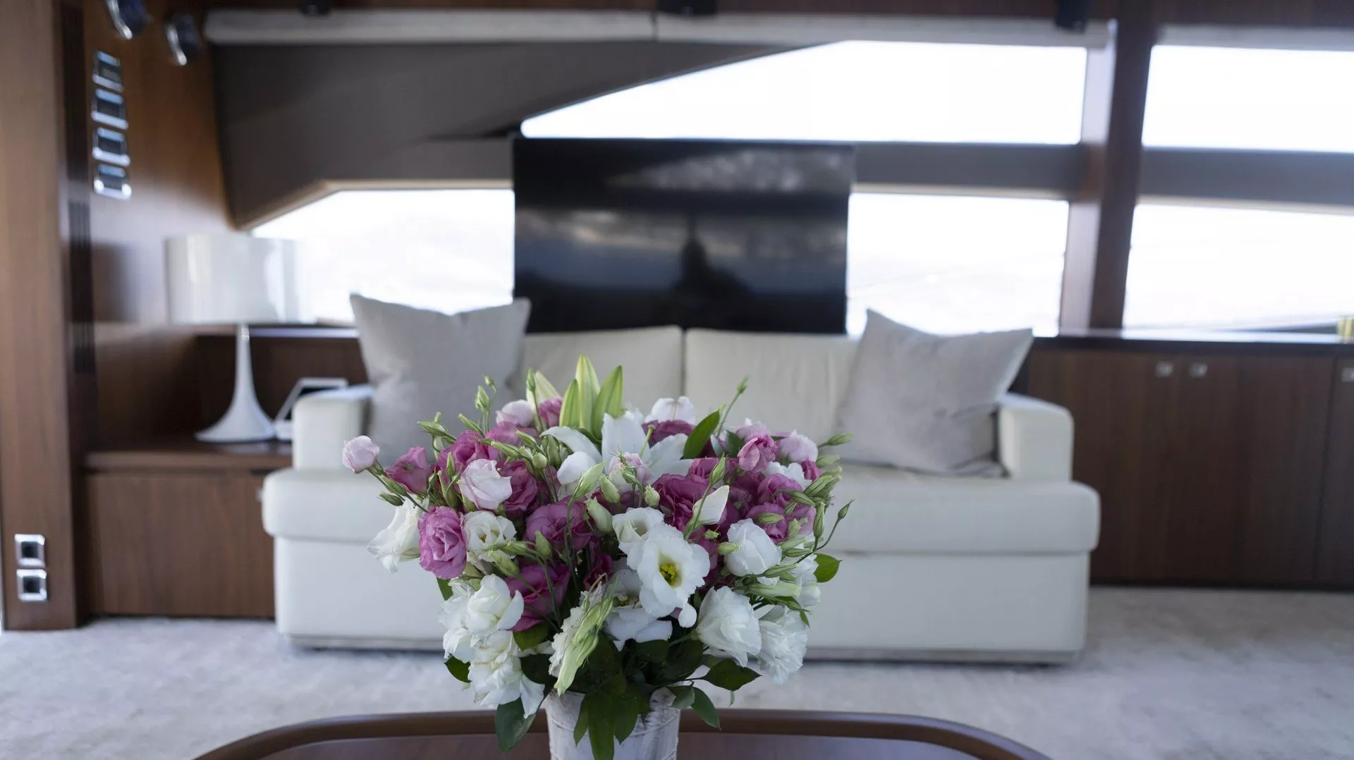 https://dev-api.arconyachts.com/storage/media/25404/conversions/623_9950125697-optimize.webp