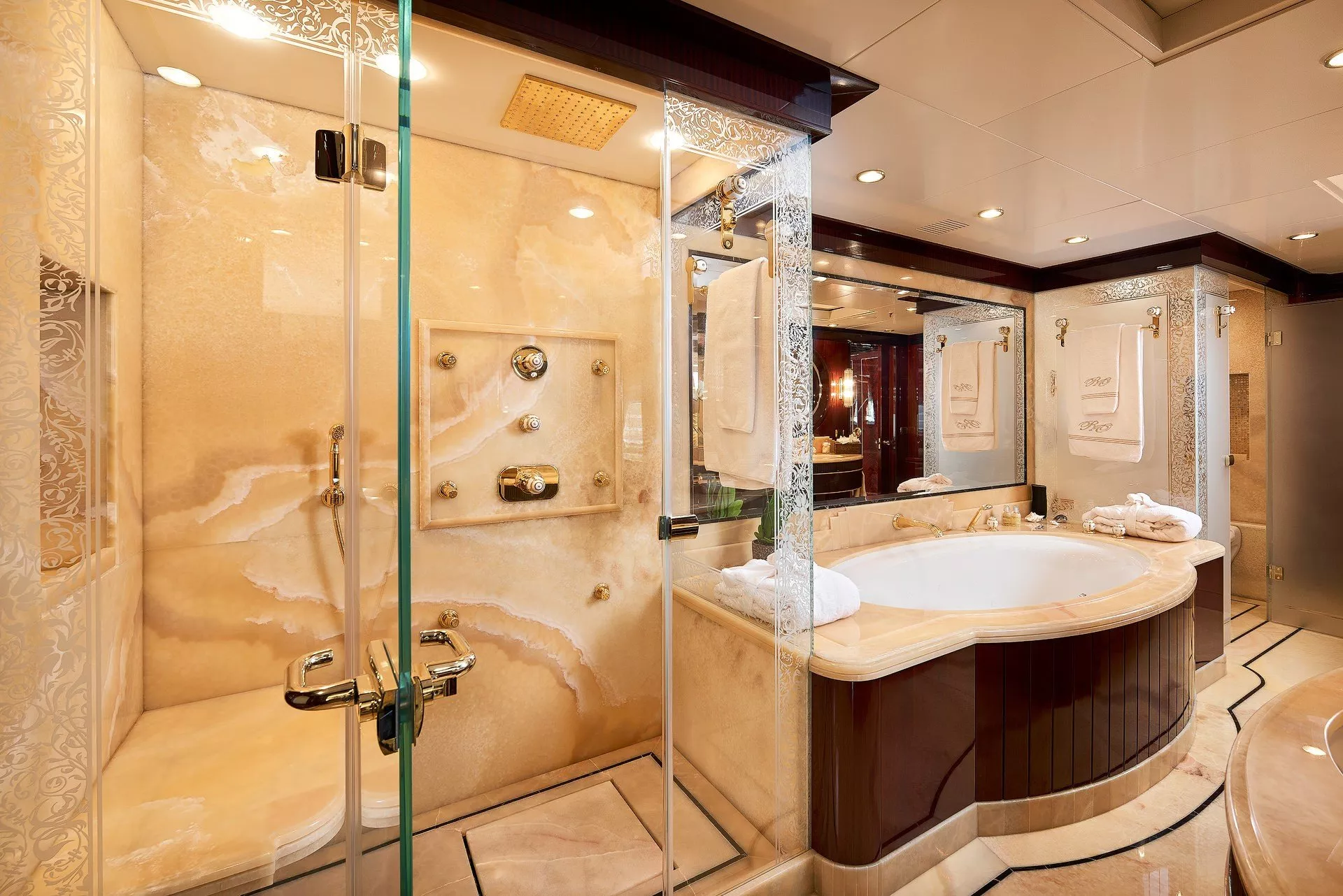 https://dev-api.arconyachts.com/storage/media/25584/conversions/614_7942626257-optimize.webp