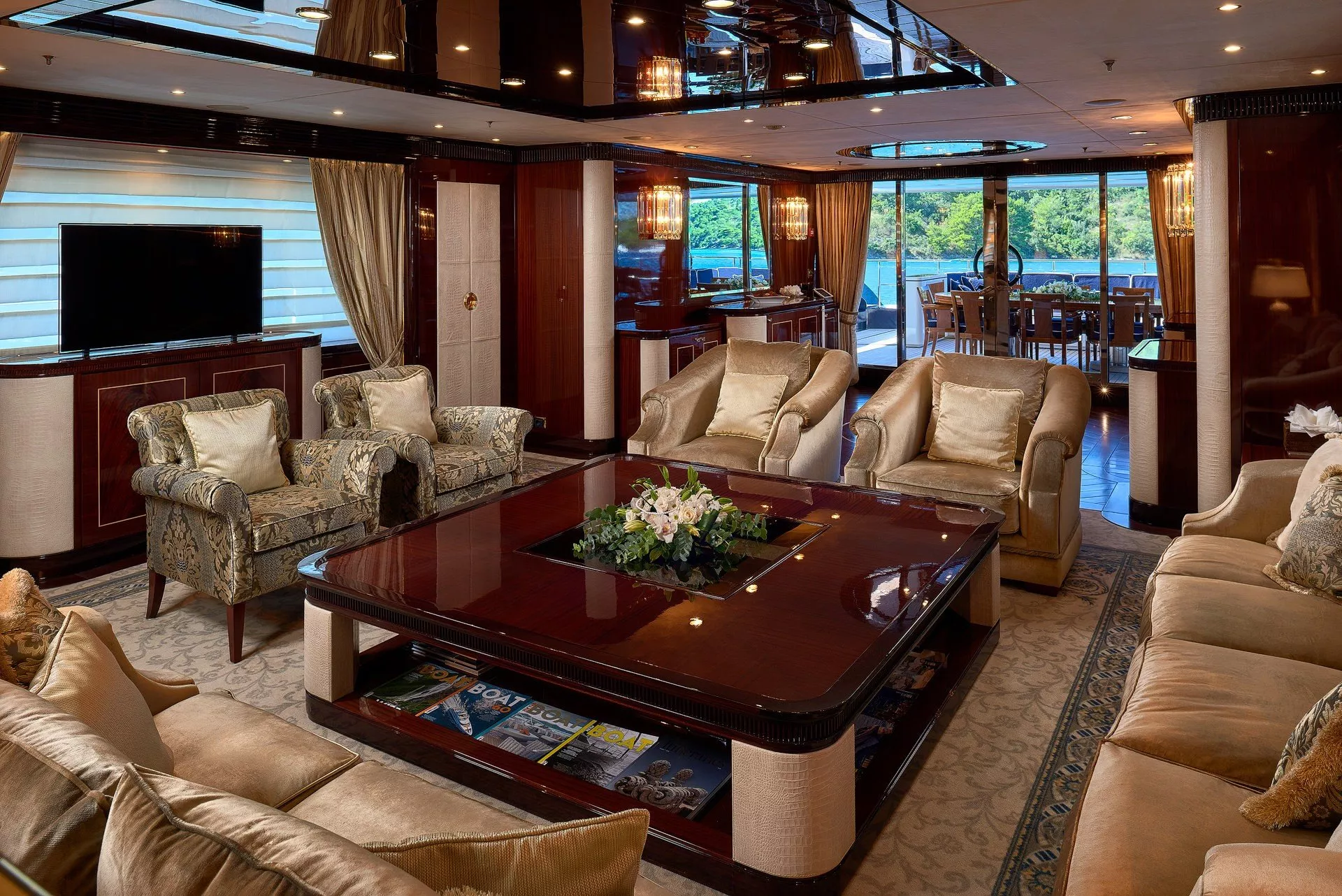https://dev-api.arconyachts.com/storage/media/25594/conversions/614_8061791141-optimize.webp