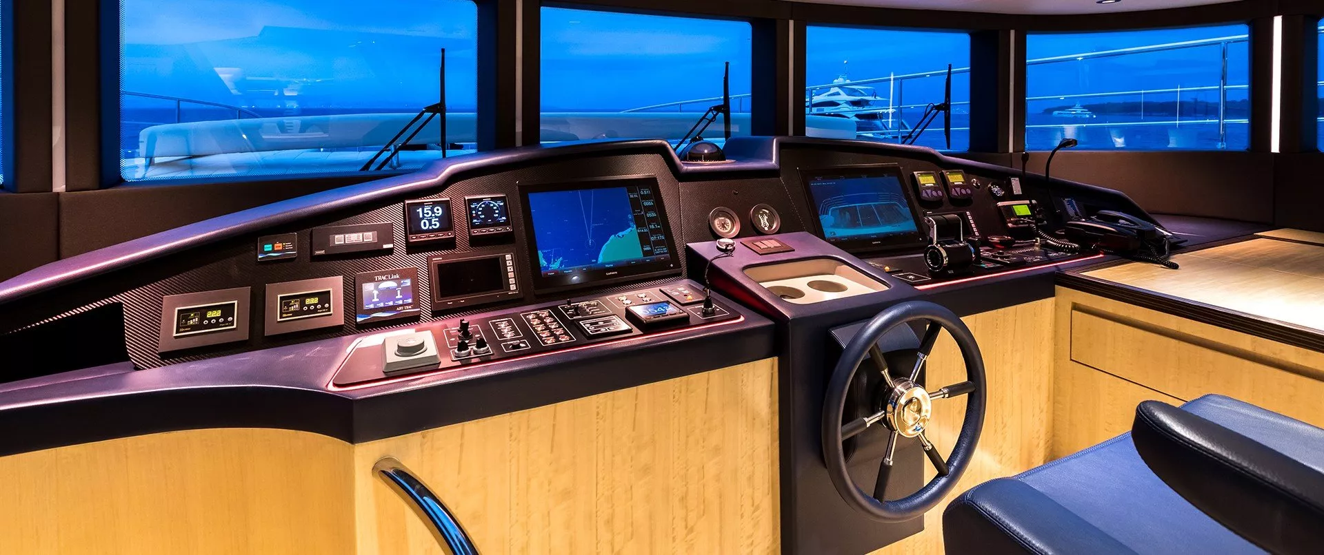https://dev-api.arconyachts.com/storage/media/25912/conversions/592_6332136512-optimize.webp