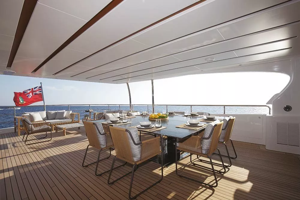https://dev-api.arconyachts.com/storage/media/25921/conversions/591_8173778030-optimize.webp