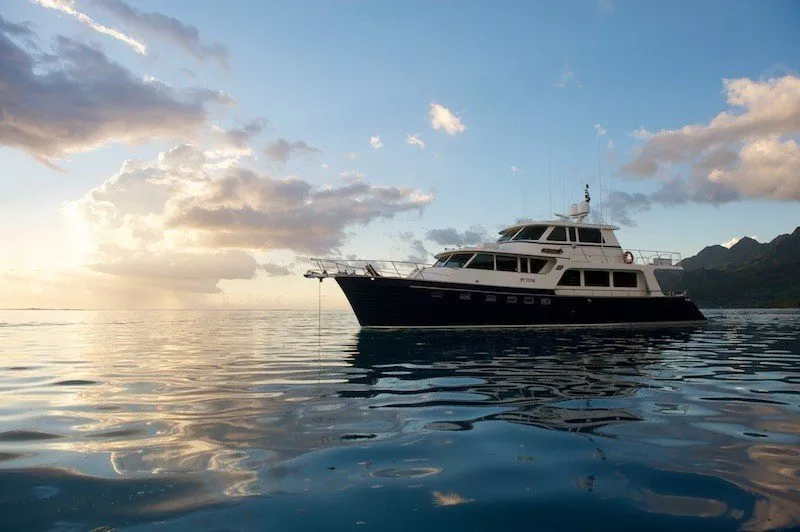 https://dev-api.arconyachts.com/storage/media/26265/conversions/574_9132681671-optimize.webp