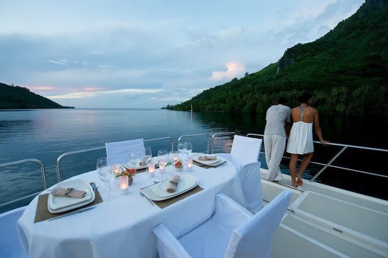 https://dev-api.arconyachts.com/storage/media/26271/conversions/574_2536960295-optimize.webp