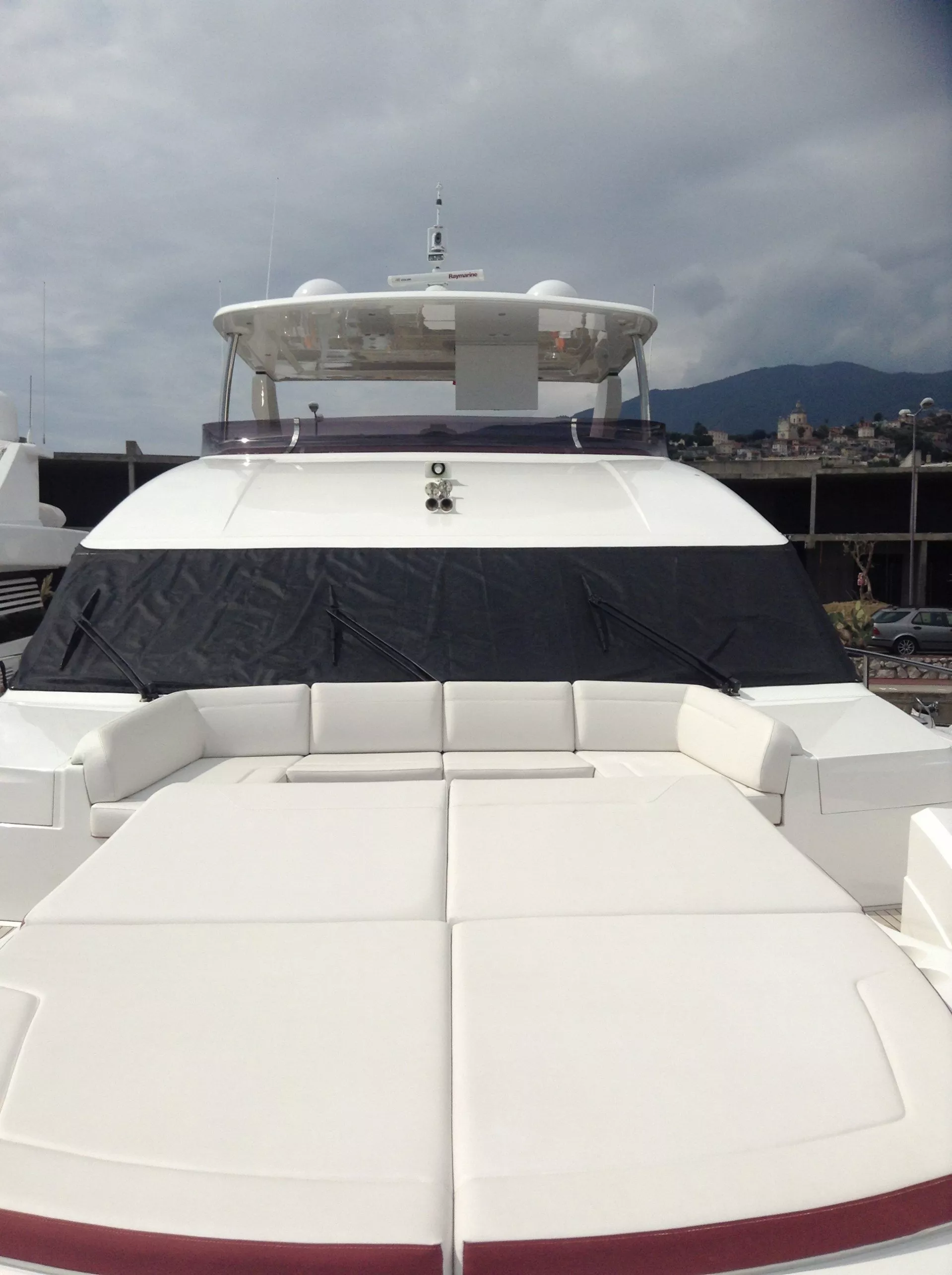 https://dev-api.arconyachts.com/storage/media/26386/conversions/569_9815137892-optimize.webp