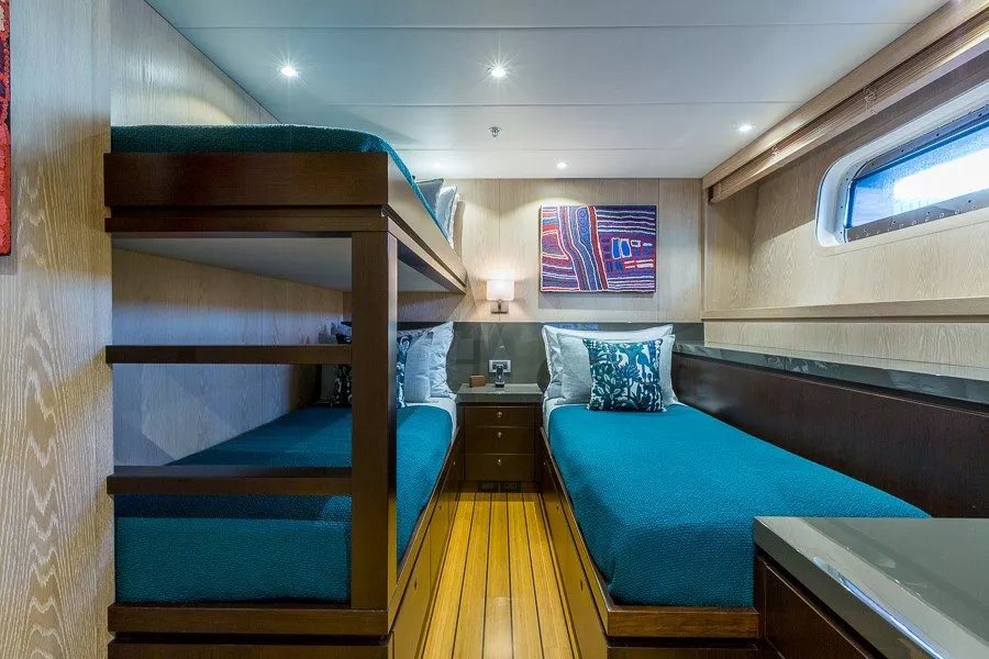 https://dev-api.arconyachts.com/storage/media/26588/conversions/280_3606559997-optimize.webp
