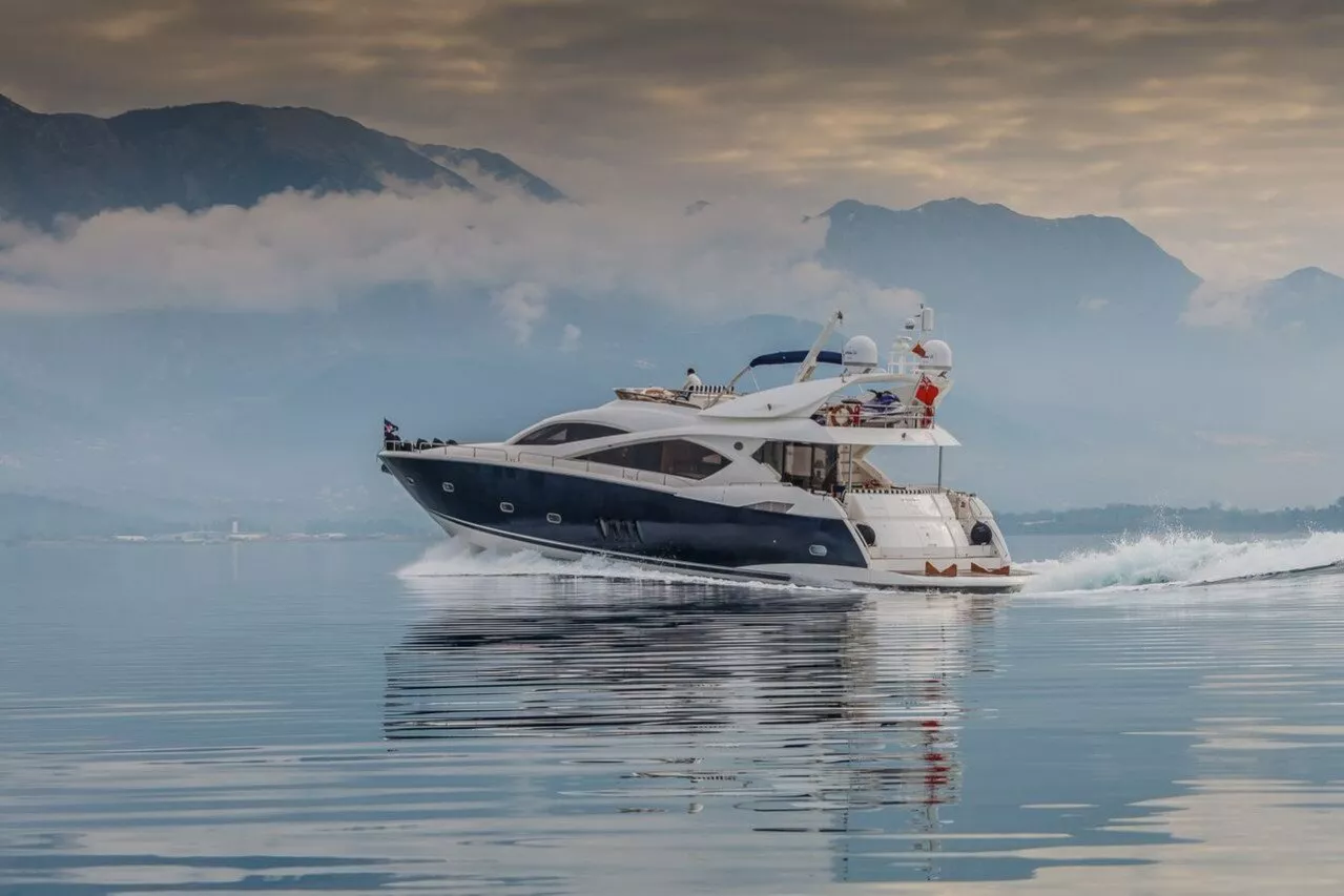 Basya Nicoli Sunseeker 25M