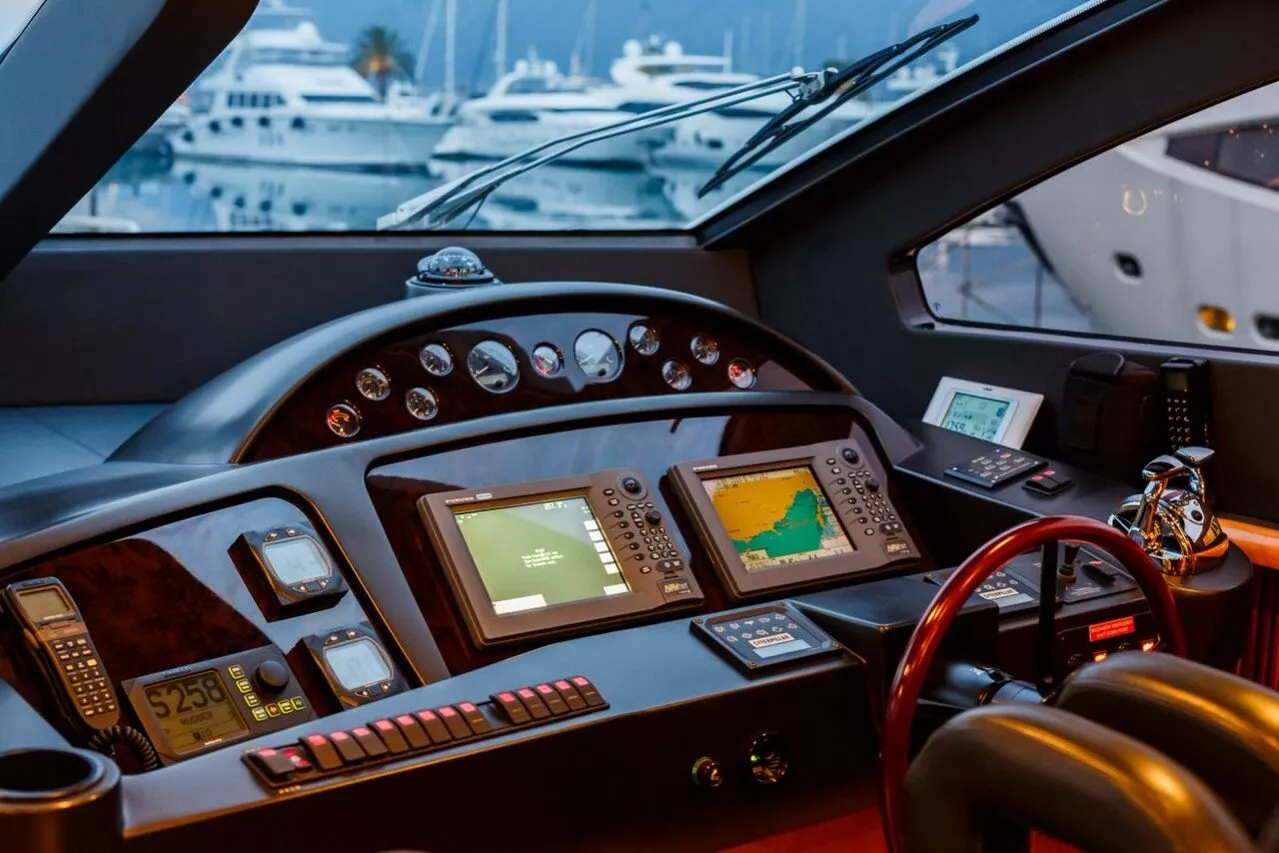 https://dev-api.arconyachts.com/storage/media/26862/conversions/537_8953879991-optimize.webp