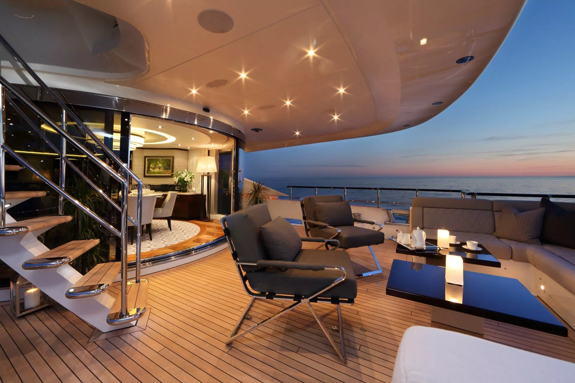 https://dev-api.arconyachts.com/storage/media/26883/conversions/A_G8A6551©Ameller-optimize.webp