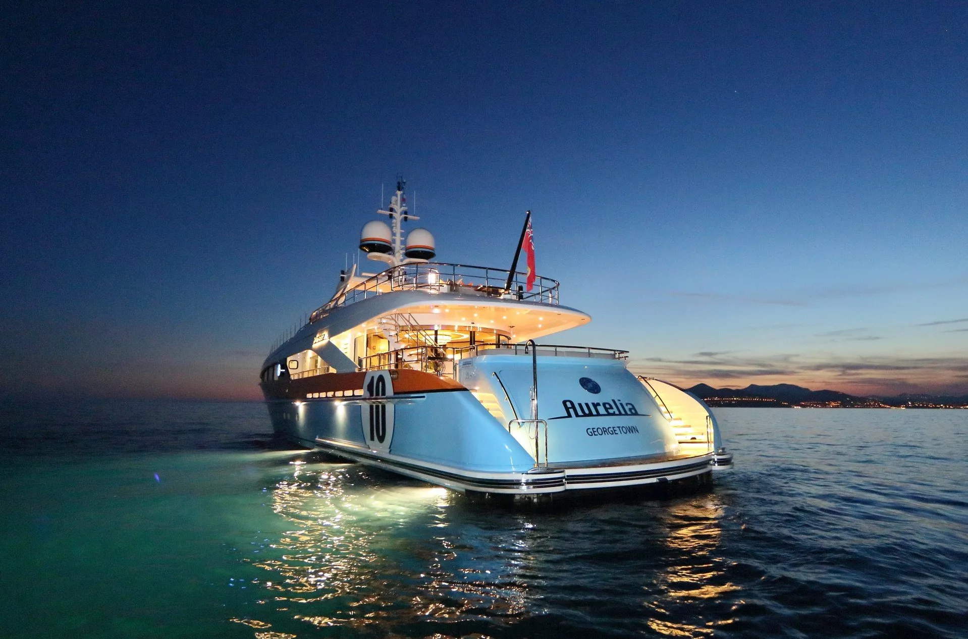 https://dev-api.arconyachts.com/storage/media/26886/conversions/A_G8A6615©Ameller-optimize.webp