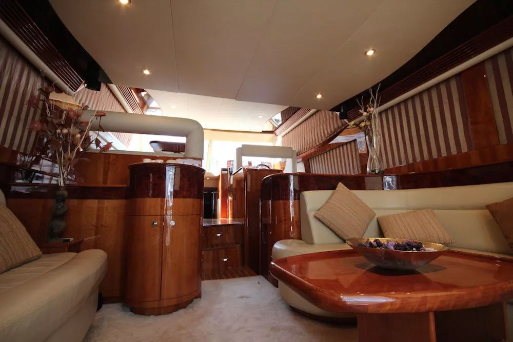 https://dev-api.arconyachts.com/storage/media/27027/conversions/524_3614467921-optimize.webp