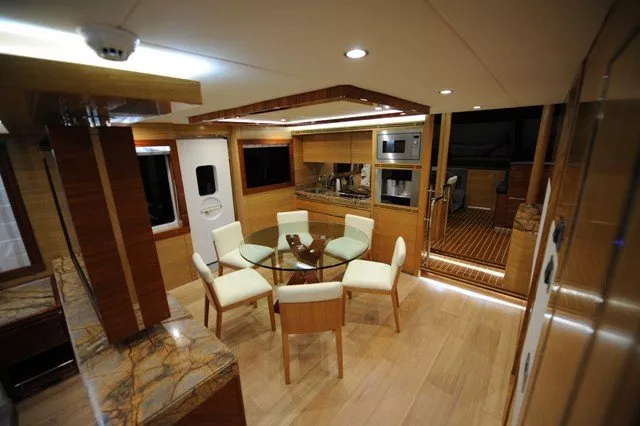 Majesty 75ft