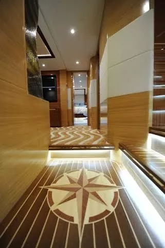 Majesty 75ft