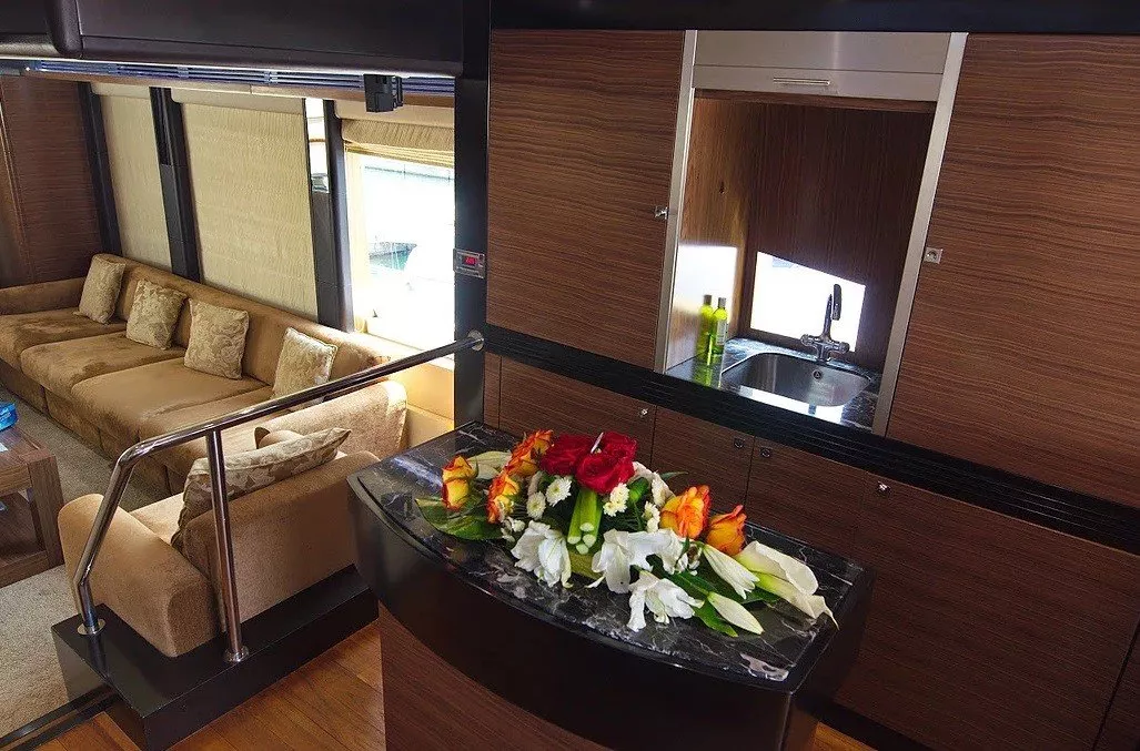 Majesty 63ft