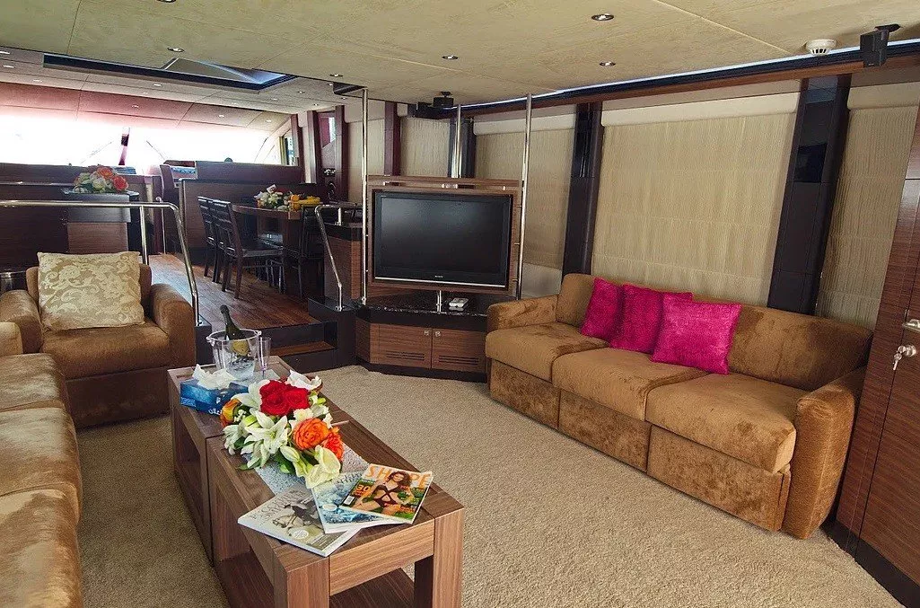 Majesty 63ft
