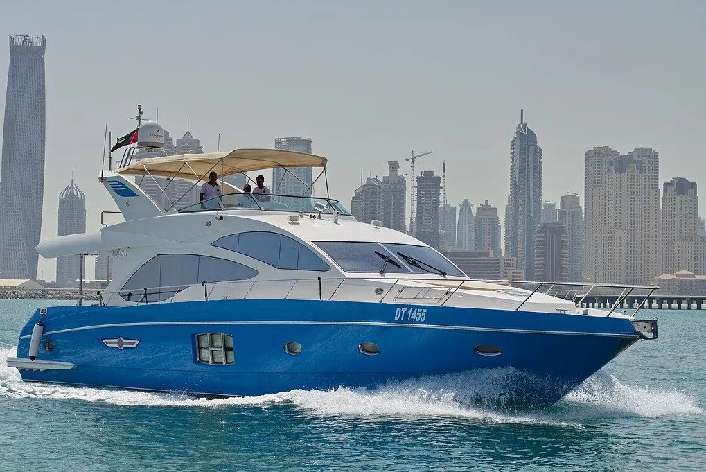 Majesty 77ft