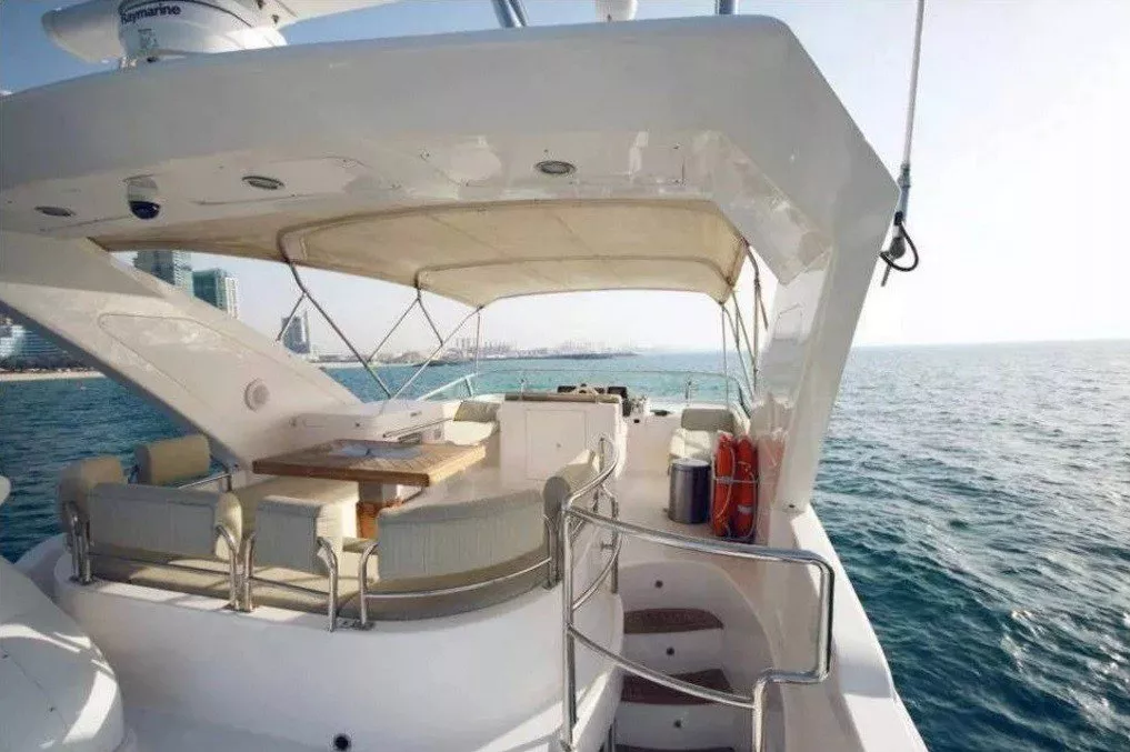 Majesty 77ft
