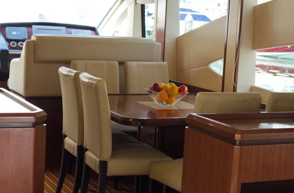 Majesty 77ft