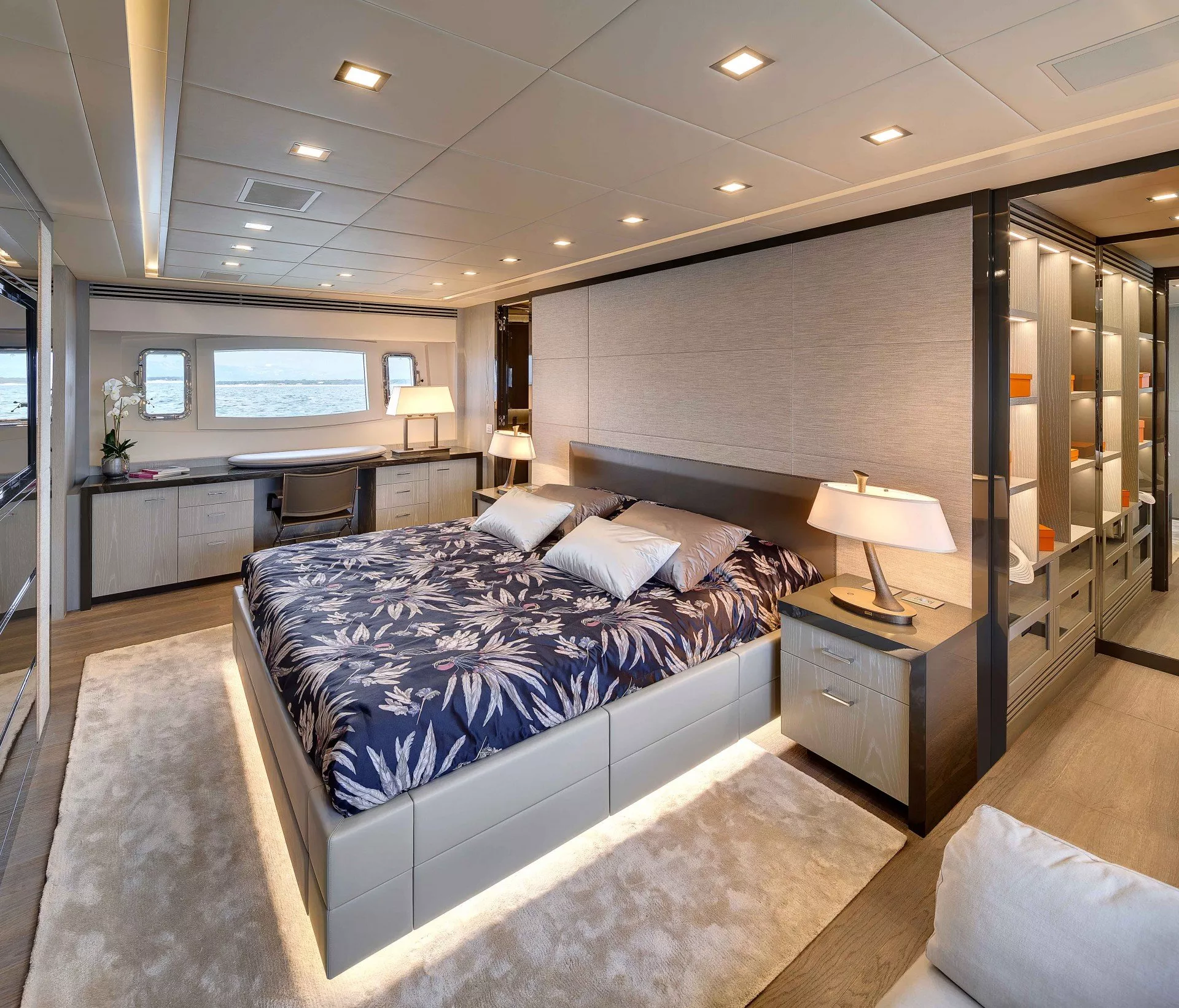 https://dev-api.arconyachts.com/storage/media/27155/conversions/509_1259426031-optimize.webp