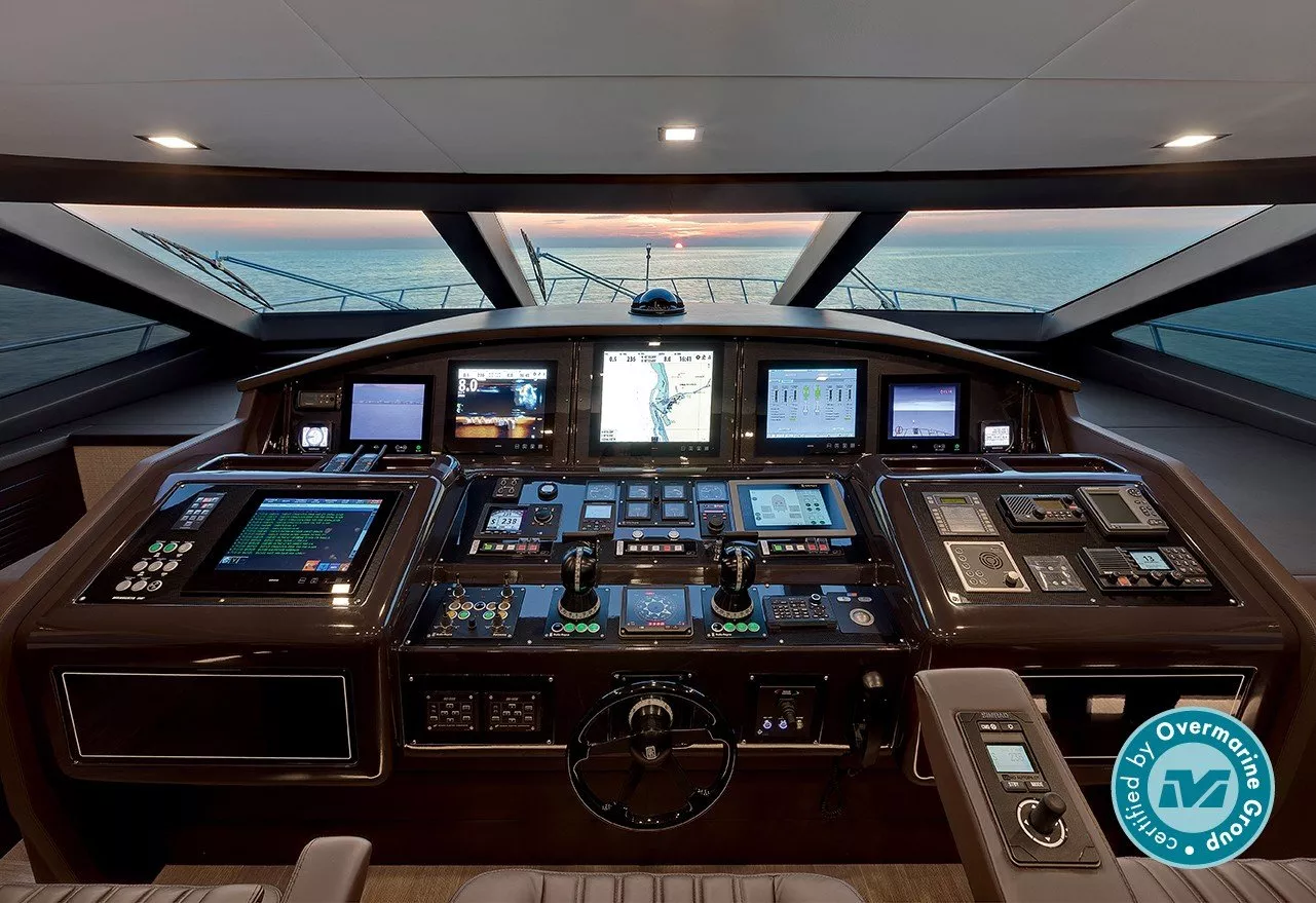 https://dev-api.arconyachts.com/storage/media/27159/conversions/509_5589704123-optimize.webp