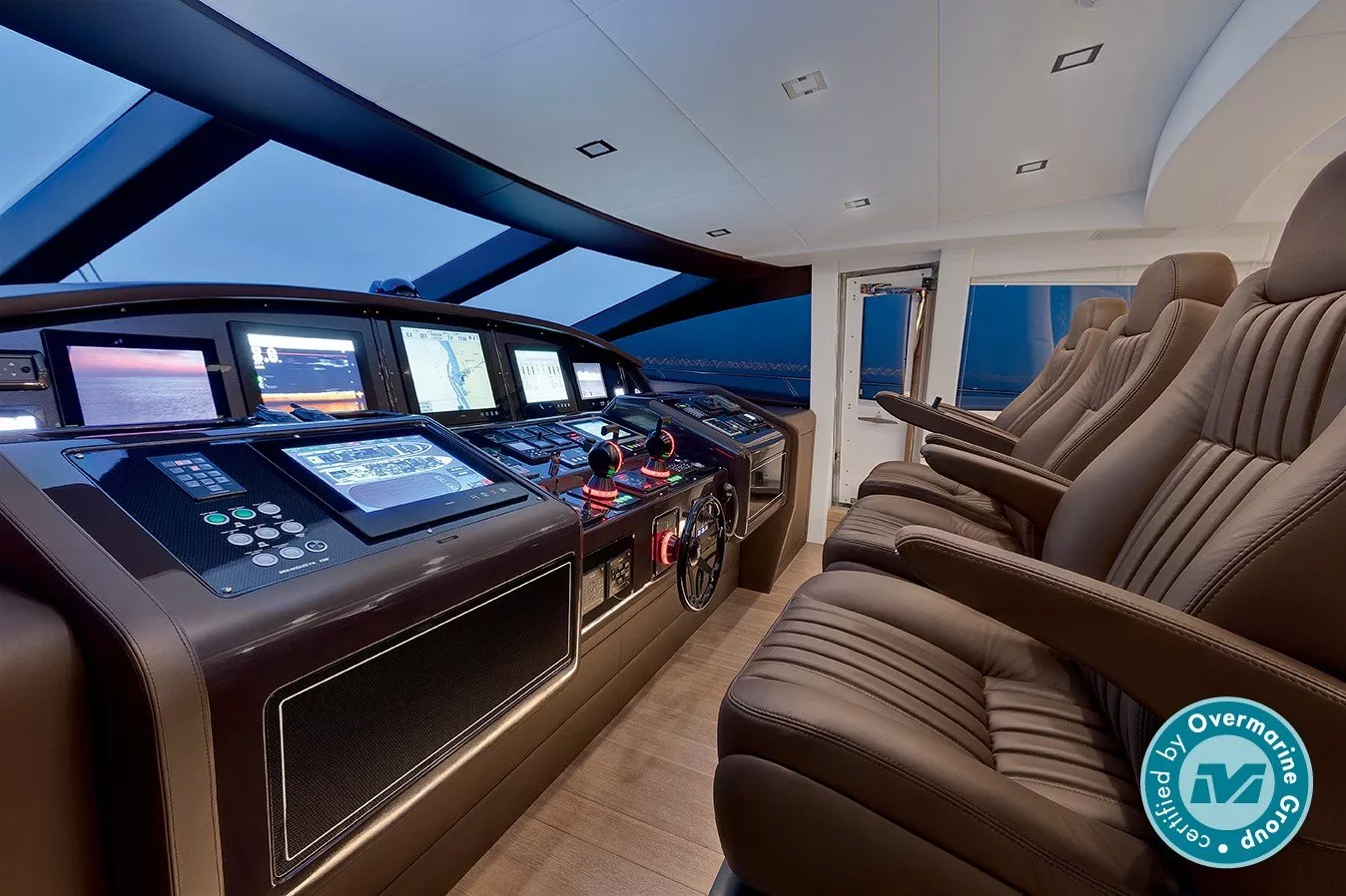 https://dev-api.arconyachts.com/storage/media/27165/conversions/509_6811996346-optimize.webp