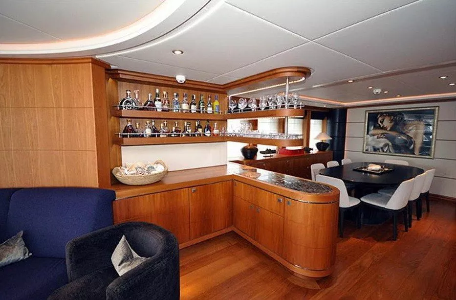 https://dev-api.arconyachts.com/storage/media/27210/conversions/506_9806957049-optimize.webp