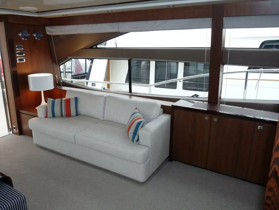 https://dev-api.arconyachts.com/storage/media/27252/conversions/398_8600857045-optimize.webp