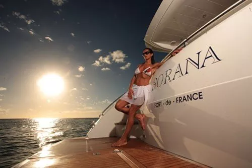 https://dev-api.arconyachts.com/storage/media/27356/conversions/501_0174010758-optimize.webp