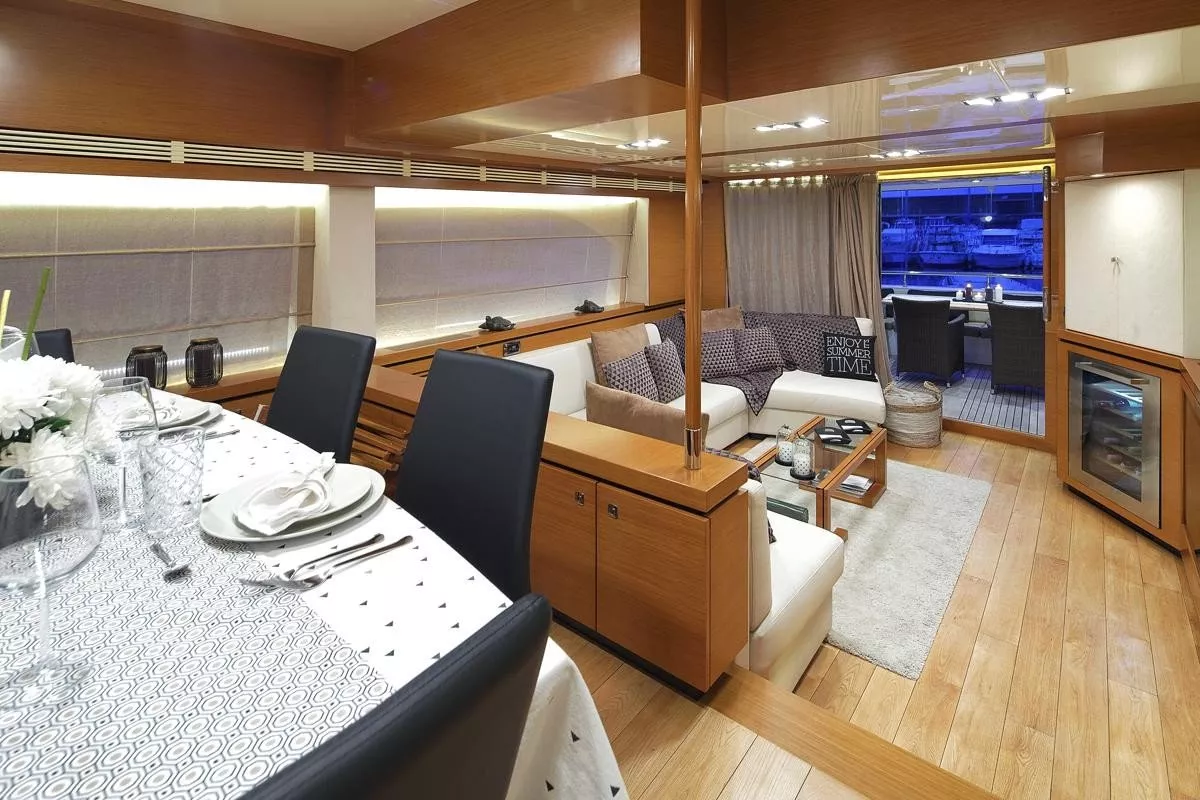 https://dev-api.arconyachts.com/storage/media/27403/conversions/499_6845772144-optimize.webp