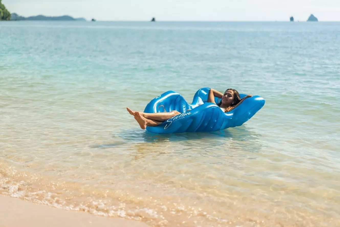 https://dev-api.arconyachts.com/storage/media/27488/conversions/492_3692557604-optimize.webp