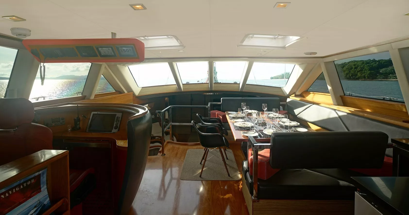 https://dev-api.arconyachts.com/storage/media/27501/conversions/492_5078809144-optimize.webp