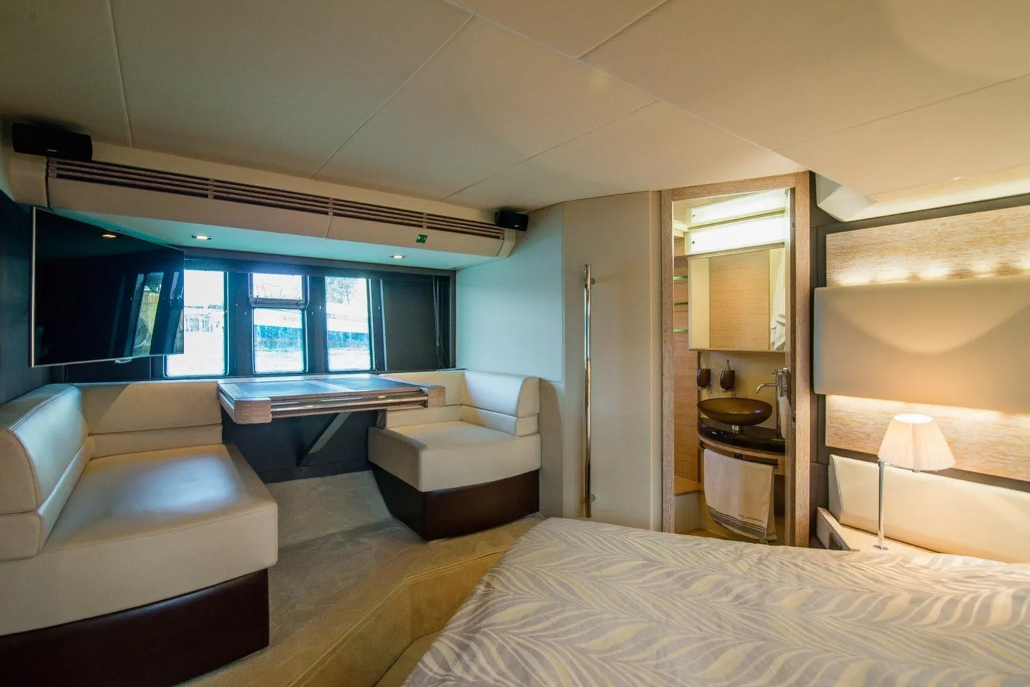 Azimut 60