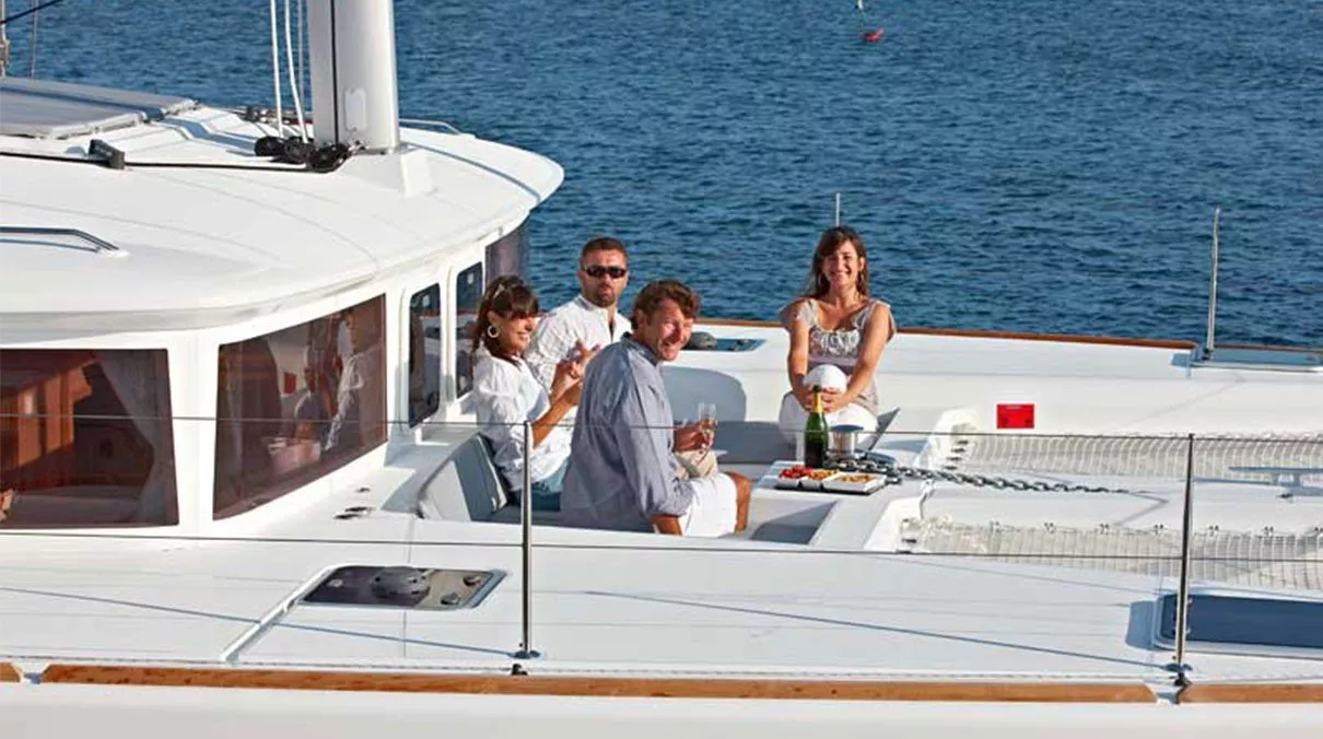 https://dev-api.arconyachts.com/storage/media/28017/conversions/467_6612322951-optimize.webp