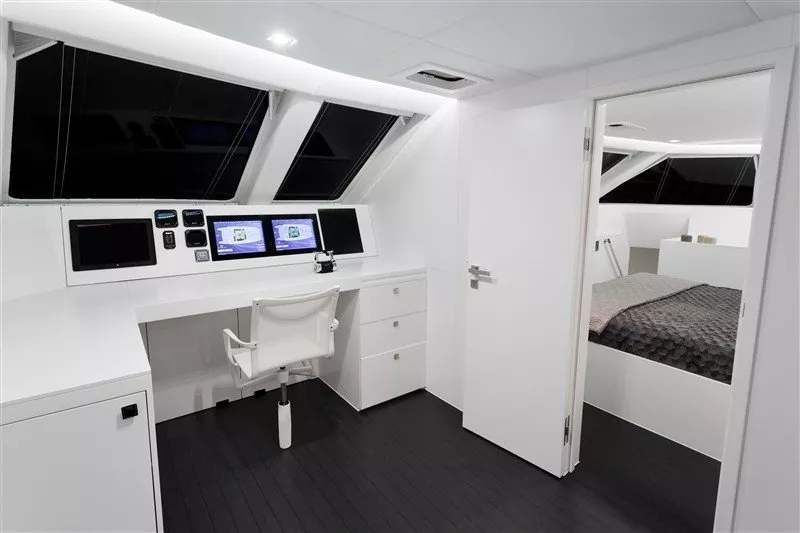https://dev-api.arconyachts.com/storage/media/28194/conversions/457_5482306392-optimize.webp