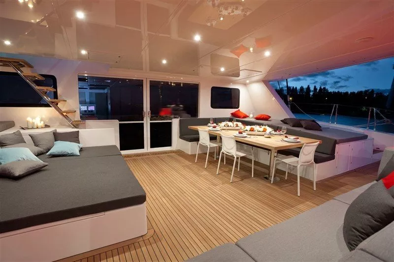 https://dev-api.arconyachts.com/storage/media/28203/conversions/457_0234824024-optimize.webp