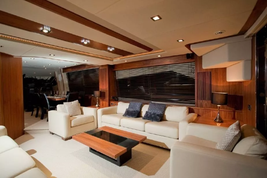 https://dev-api.arconyachts.com/storage/media/28364/conversions/444_5084530519-optimize.webp