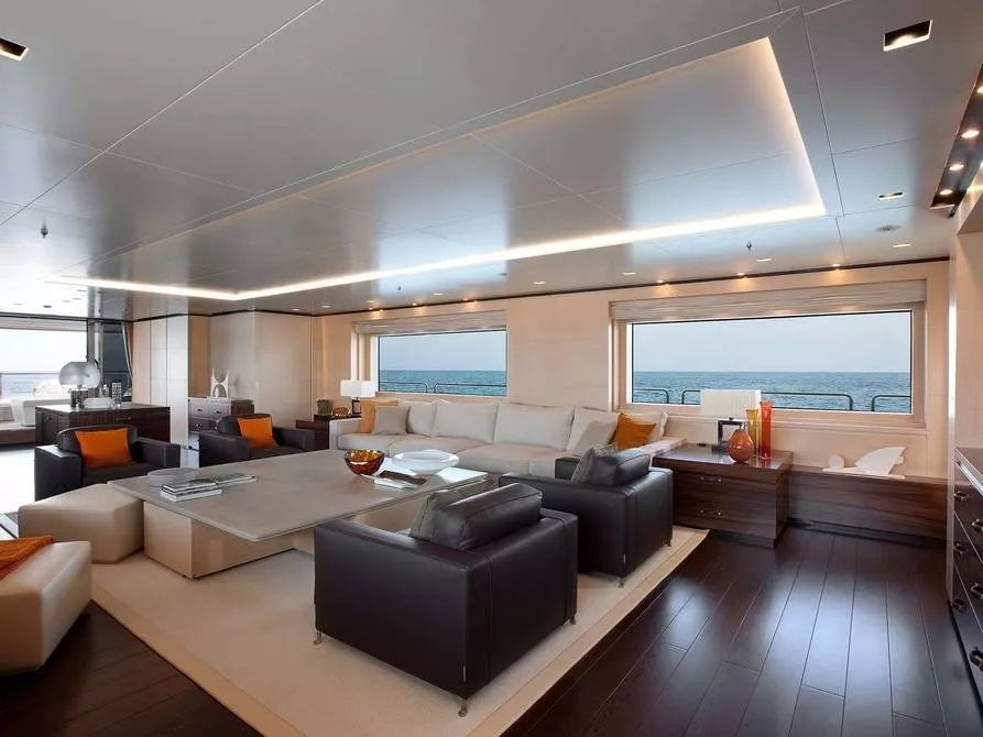 https://dev-api.arconyachts.com/storage/media/28449/conversions/440_1630521970-optimize.webp